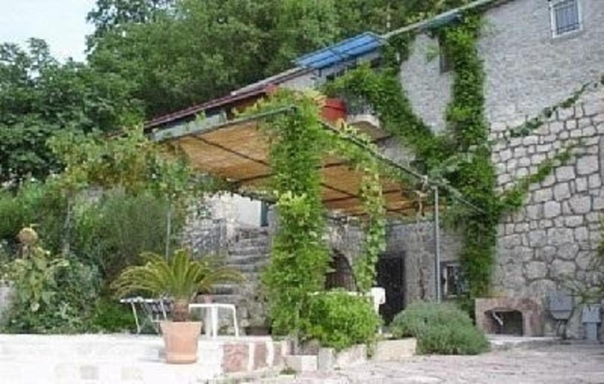 Steinhaus Mimi 2 Budva